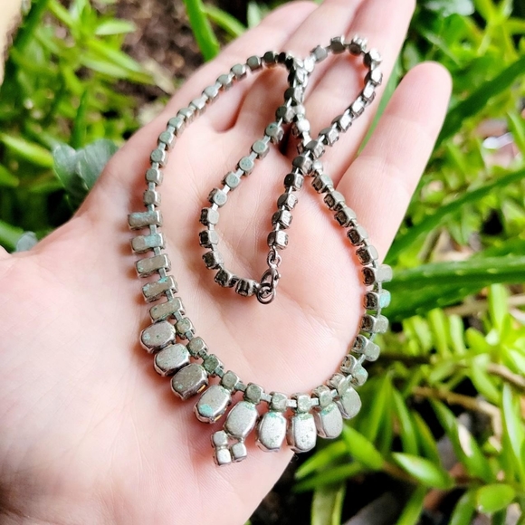 Vintage Ornate Silver Rhinestone Necklace - Picture 8 of 8